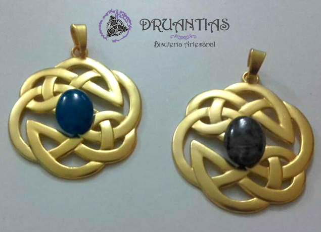 Nudo Perenne Celta en Zamak
Simbología Celta en Druantias